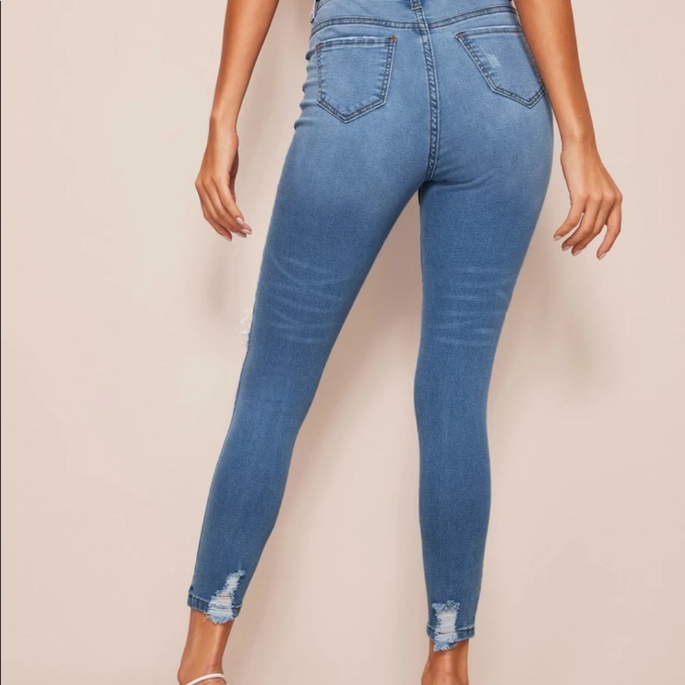 Distressed Faded Skinny Jeans - Picture 5 of 7